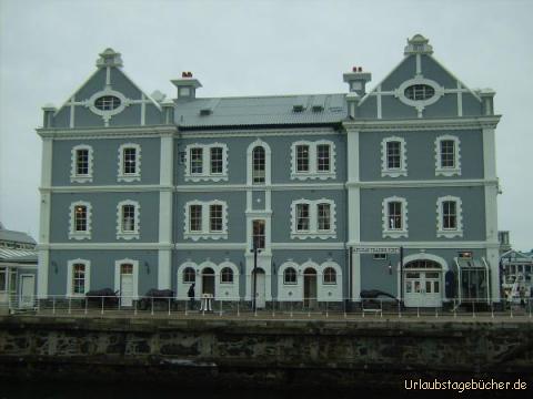 schönes Haus: schönes Haus in der Waterfront