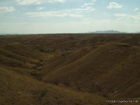 Hügellandschaft: Hügellandschaft in Namibia