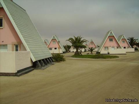 Schlumpfhausen: unser (von mir liebevoll Schlumpfhausen getauftes) Bungalowdorf