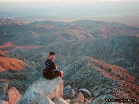 am Abgrund: Leben am Abgrund
und unter mir der Joshua Tree National Park