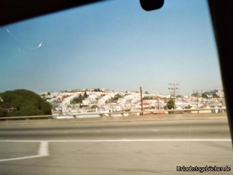 Shuttle-Bus-Fahrt: auf dem Weg nach San Francisco mit dem Shuttle-Bus