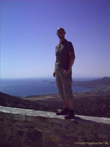 ich über Antiparos: ich hoch über Antiparos