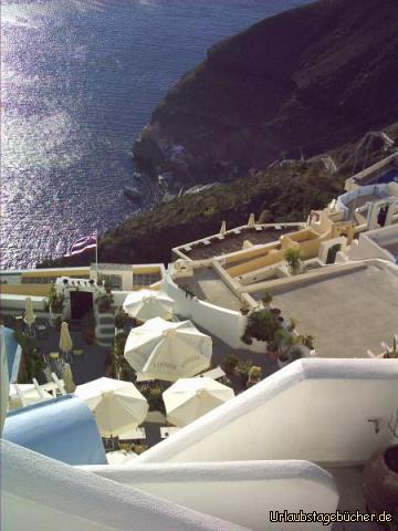 Blick nach unten: der Blick nach unten zur Caldera