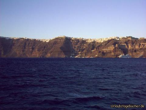 Caldera: die Caldera von Santorini