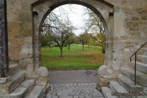 Hoch auf die Stadtmauer in Rothenburg ob der Tauber: 
