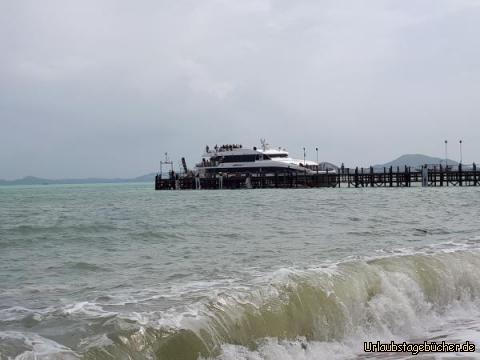 Schnellboot am Peer: 