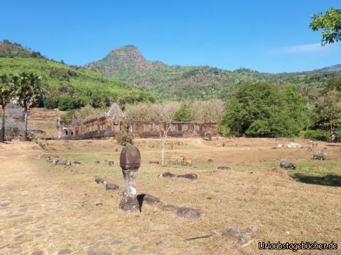 Wat Phu 2: 