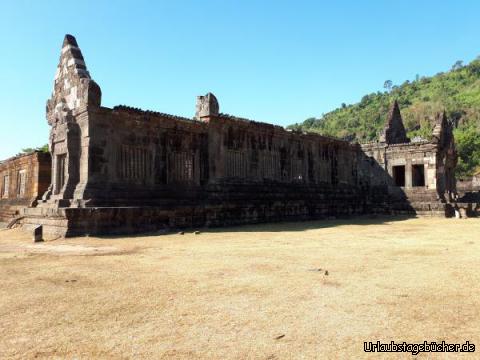 Wat Phu 4: 
