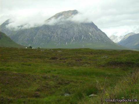 Meall a Bhuiridh: der Blick vom Rannoch Moor zum Meall a' Bhùiridh
(hier beginnt das älteste schottische Skigebiet - Glencoe Mountain)