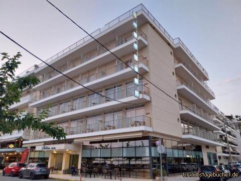 Hotel Ostria: die heutige Nacht in Kalamata werden wir im Hotel Ostria verbringen, 
natürlich wieder direkt am Strand 