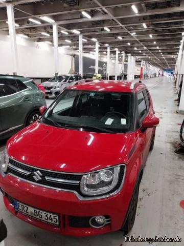 Auto auf Fähre: unser Auto auf der Fähre von Dublin in Irland nach Holyhead in Wales
