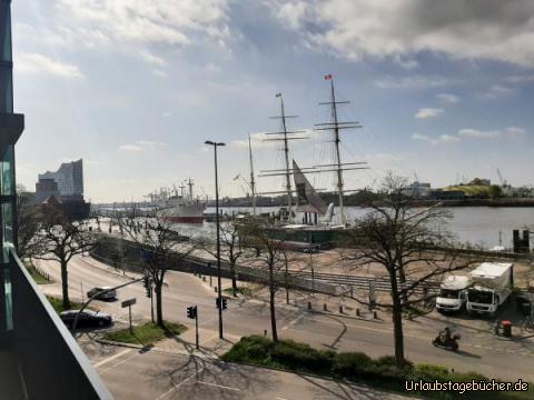 Hamburg: 1. Blick auf Hamburg