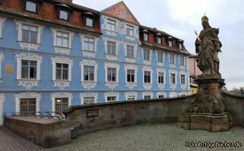 Heller-Haus und Statue der ehemaligen Kaiserin Kunigunde: Heller-Haus und Statue der ehemaligen Kaiserin Kunigunde