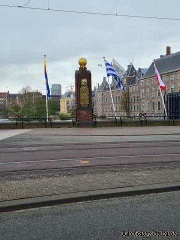 Gedenksäule: 25-jähriges Thronjubiläum Königin Wilhelminas: Gedenksäule von 1923 zum 25-jährigen Thronjubiläum Königin Wilhelminas 