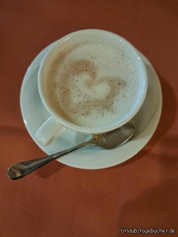 Sütlü Kahve: Sütlü Kahve