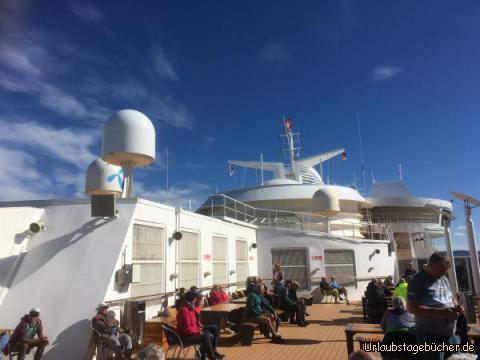 Bordleben: Wunderbares Wetter und Sonnenschein für alle.