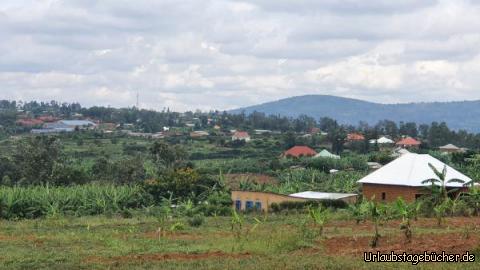 Landschaftsfoto: Auf dem Weg zur Gedenkstätte!