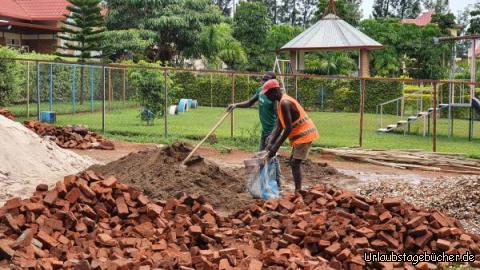 Zementmischen: Misch und Materialplatz