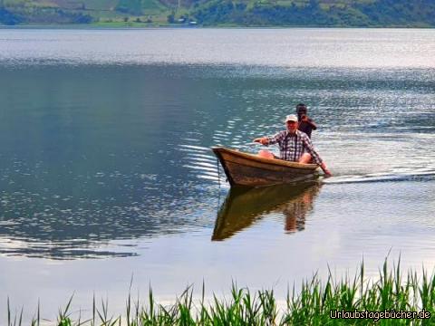 Bootsfahrt: Eine Bootsfahrt ohne Motorgeräusche, nur die Vögel zwitschern!