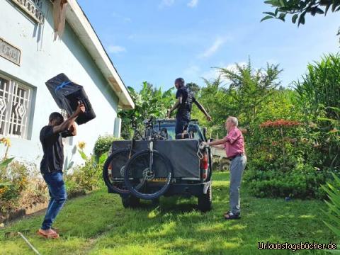 Rückfahrt2: Der Pickup wird beladen