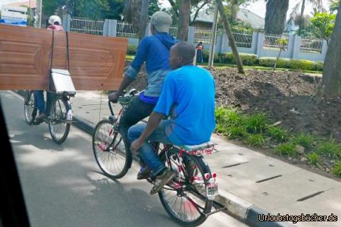 unterwegs 5: Fahrrad-Spediteure