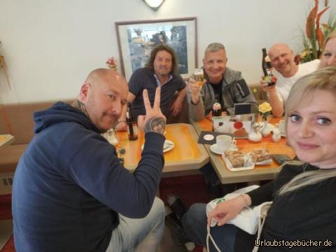 Bockstaler Kuchen essen : Matthias, Katja 
David, Frank, Michael 