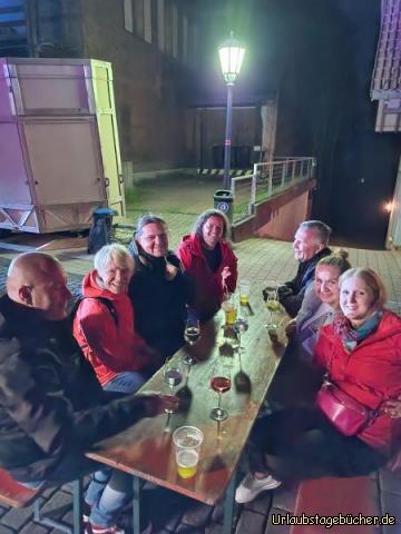 Lebküchle Markt 5: Matthias, Anni,Robert, David 
Maren, kathi, frank