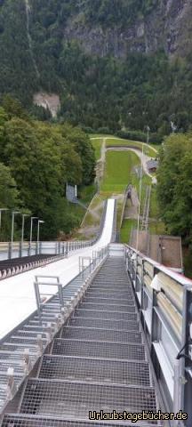 Blick über die Schanze nach unten: Blick über die Schanze nach unten