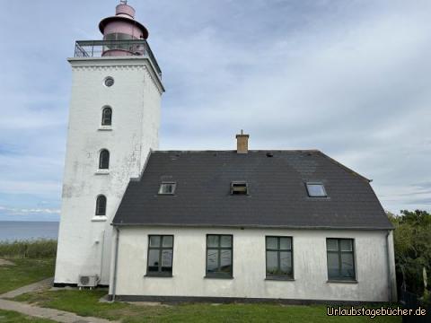 Leuchtturm : …und am Ende der Leuchtturm Rosnaes Fyr…