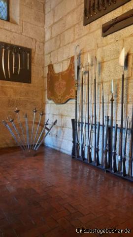 Die Waffenkammer in der Burg von Guimaraes: Die Waffenkammer in der Burg von Guimaraes