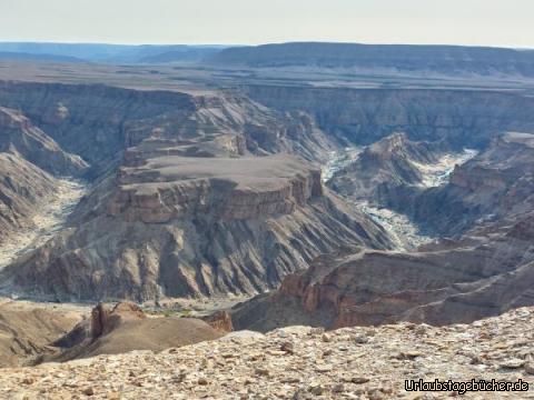 Canyon: 