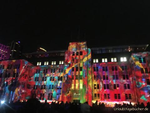 Sydney Vivid8: 