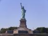 die Freiheitsstatue auf Liberty Island im New Yorker Hafen