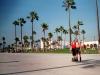 zurück am Venice Beach: Anja und ich mit Rollerscates zurück am Strand von Venice Beach