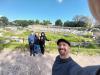 wir im Amphitheater: das Römisches Amphitheater "Anfiteatro Romano"
im Parco Archeologico Neapolis in Syrakus 