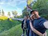 wir in Viljandi: bei der Burgruine von Viljandi gibt es eine hübsche Hängebrücke 