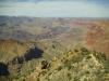 Tanner Canyon: der Blick vom Desert View Visitor Center auf den Tanner Canyon,
in dem sich der Little Colorado River mit dem Colorado River vereint
und der den Beginn des Grand Canyon markiert