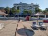 Hotel Marina Premium: die vergangene Nacht haben wir im Hotel Marina Premium verbracht, 
direkt am Strand von Vlorë (Albanien)