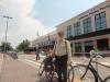 Ich vorm Bahnhof in Verona : Ich mit Fahrrad vorm Bahnhof in Verona 