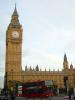 der Elizabeth Tower mit der berühmten Glocke Big Ben in London